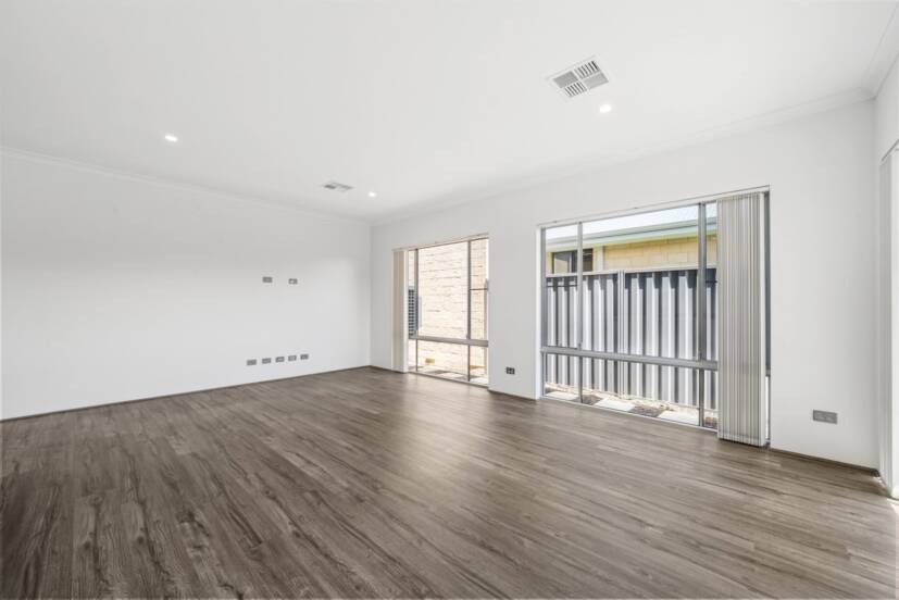 35 Percheron Circuit, FORRESTDALE, WA 6112 AUS