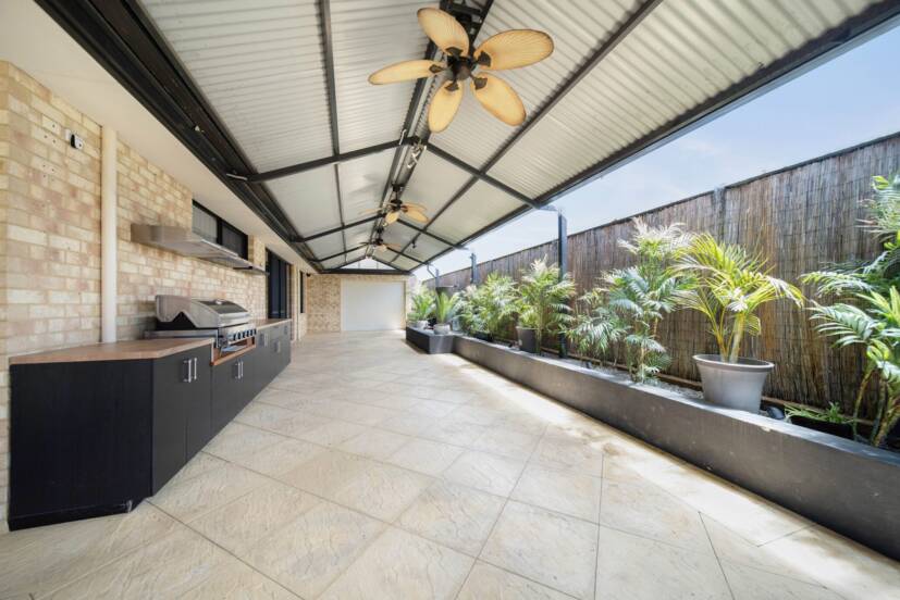 114 Aspiri Promenade, PIARA WATERS, WA 6112 AUS