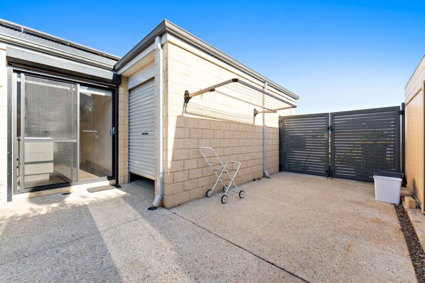 6 Lee-Steere Crescent, PIARA WATERS, WA 6112 AUS