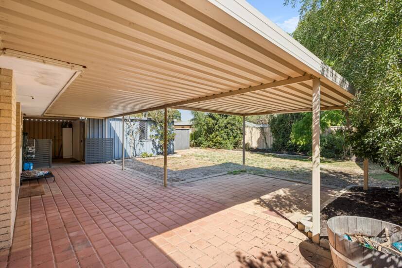 32 Petrel Close, SEVILLE GROVE, WA 6112 AUS