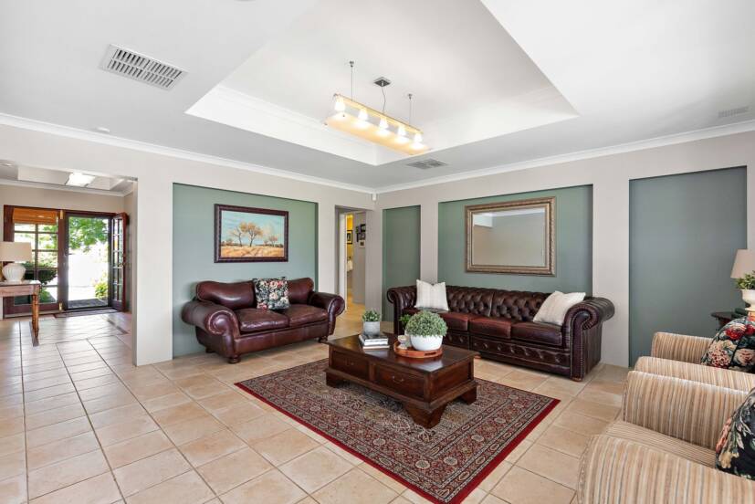 12 Verde Road, SOUTHERN RIVER, WA 6110 AUS