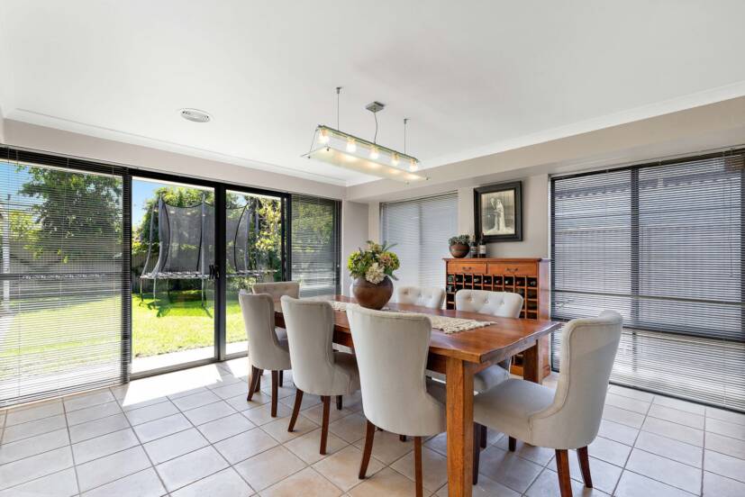 12 Verde Road, SOUTHERN RIVER, WA 6110 AUS