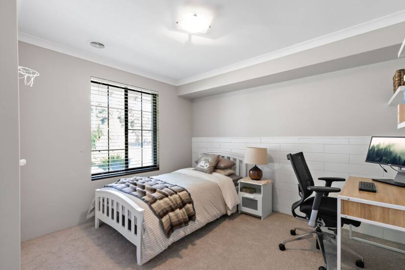 12 Verde Road, SOUTHERN RIVER, WA 6110 AUS