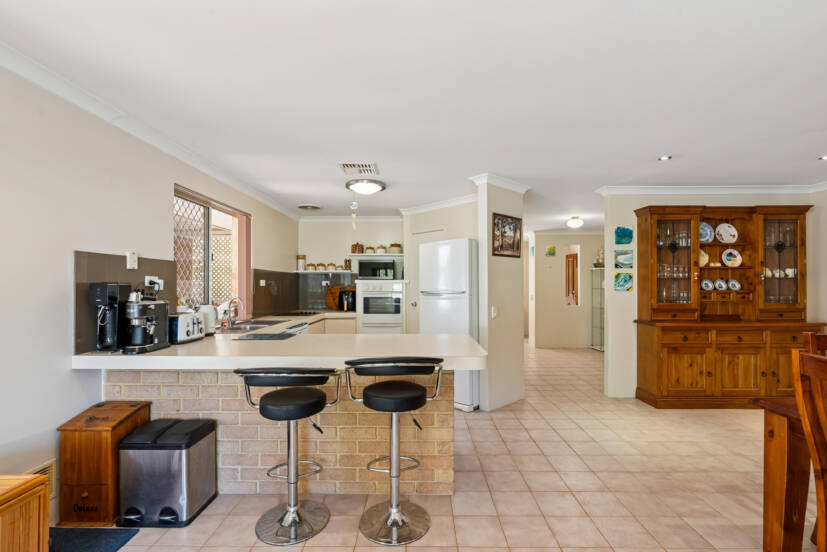 32 Malarkey Road, BYFORD, WA 6122 AUS