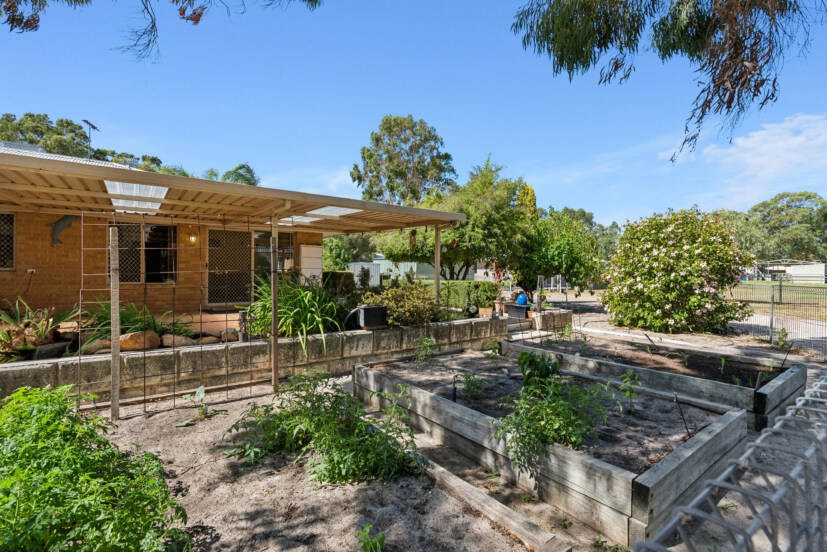 32 Malarkey Road, BYFORD, WA 6122 AUS