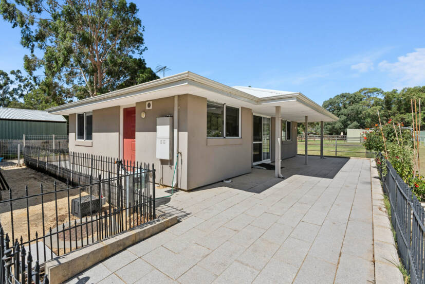 32 Malarkey Road, BYFORD, WA 6122 AUS