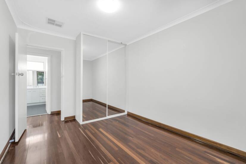 116 Gibbs Street, EAST CANNINGTON, WA 6107 AUS