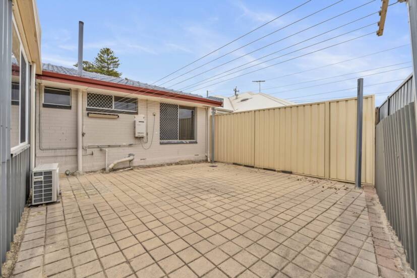 116 Gibbs Street, EAST CANNINGTON, WA 6107 AUS