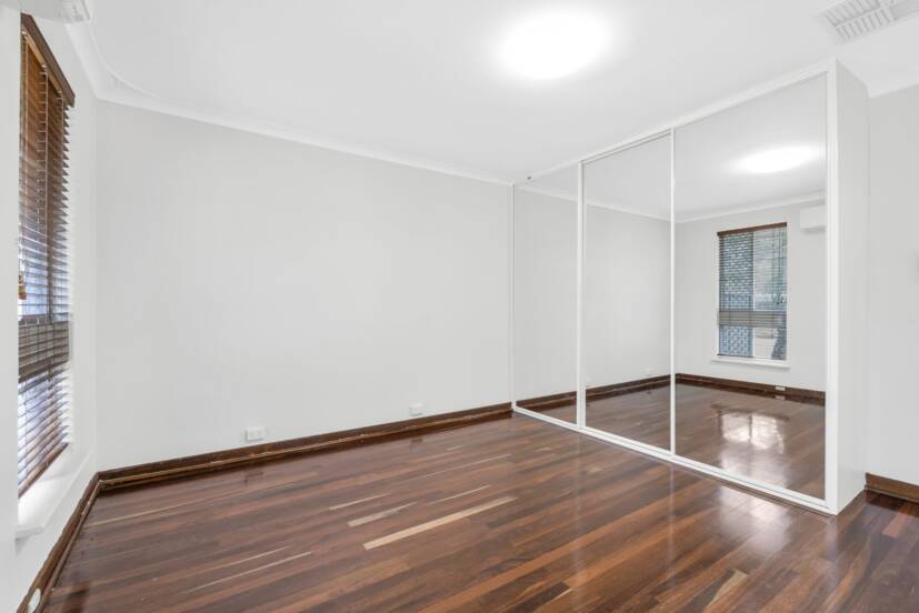 116 Gibbs Street, EAST CANNINGTON, WA 6107 AUS