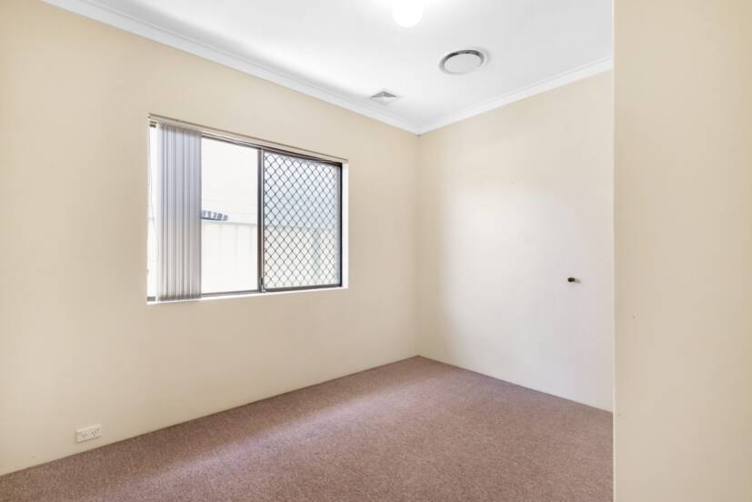 37 Mayor Road, COOGEE, WA 6166 AUS