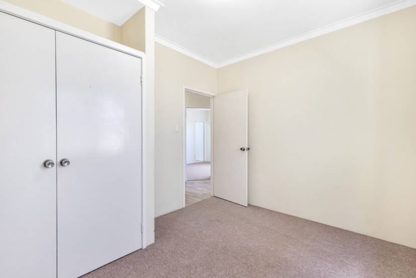 37 Mayor Road, COOGEE, WA 6166 AUS