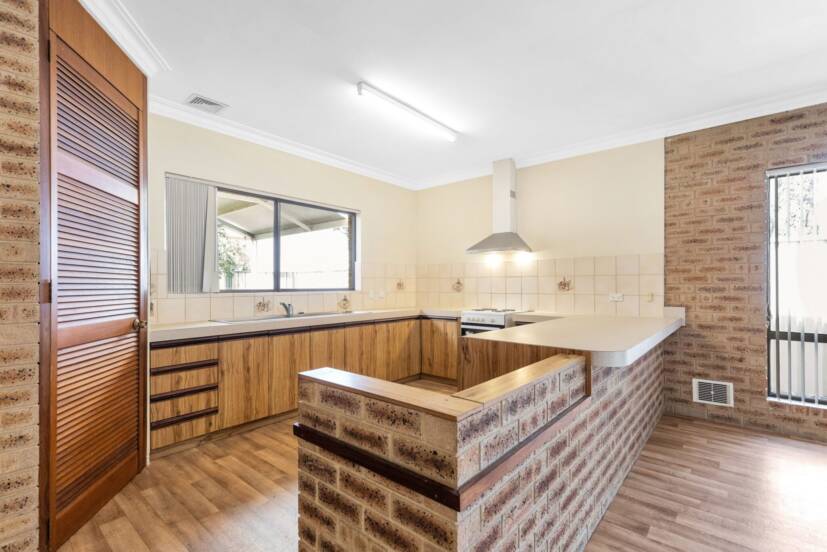 37 Mayor Road, COOGEE, WA 6166 AUS