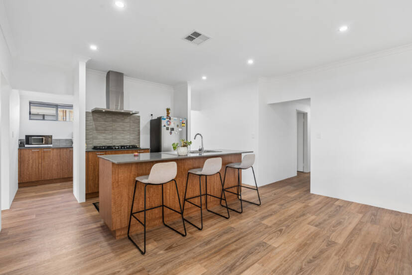 36 Ederle Street, FORRESTDALE, WA 6112 AUS