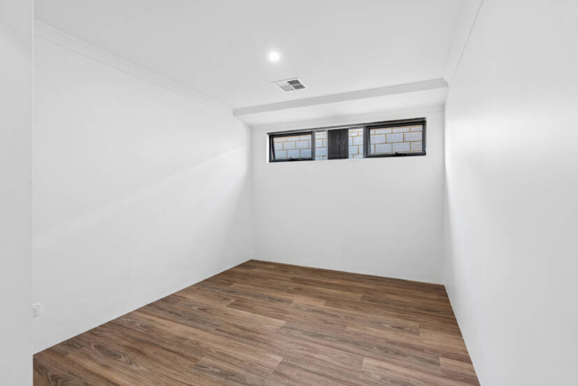 36 Ederle Street, FORRESTDALE, WA 6112 AUS