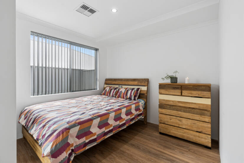 36 Ederle Street, FORRESTDALE, WA 6112 AUS