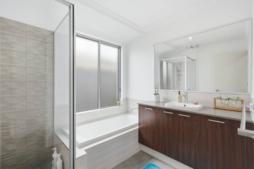 36 Ederle Street, FORRESTDALE, WA 6112 AUS