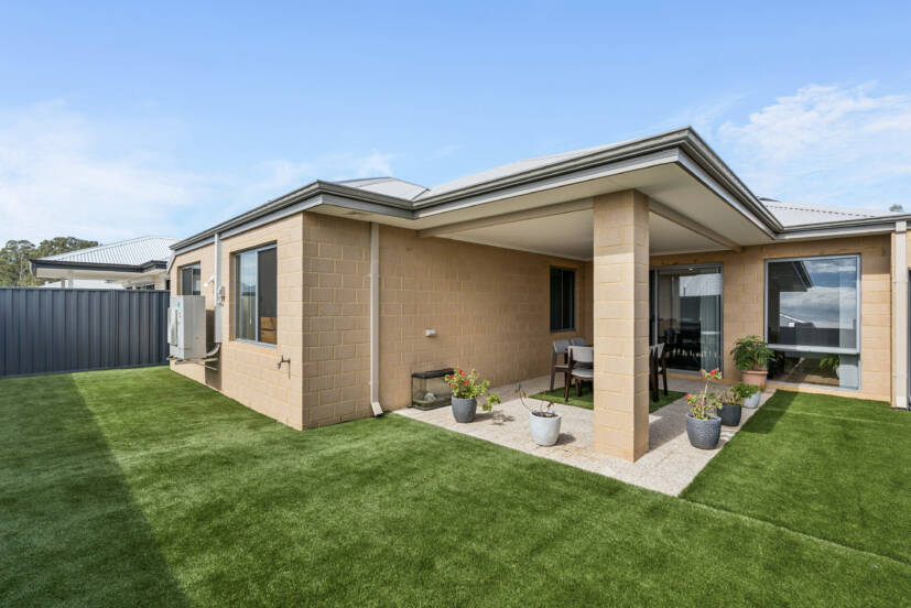 36 Ederle Street, FORRESTDALE, WA 6112 AUS