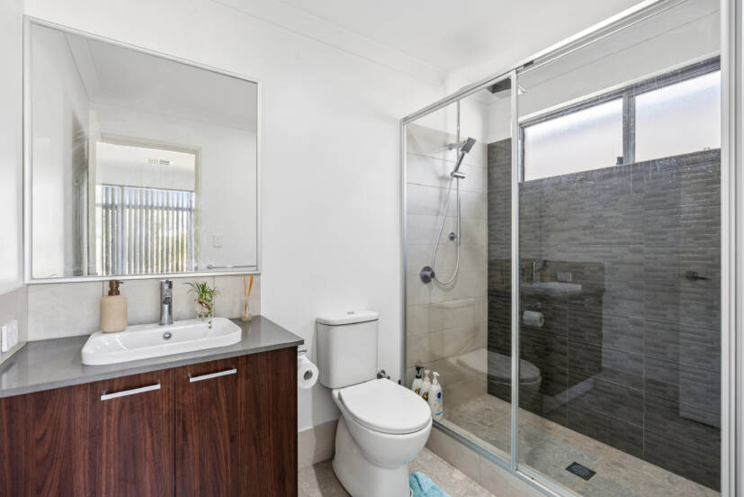 36 Ederle Street, FORRESTDALE, WA 6112 AUS