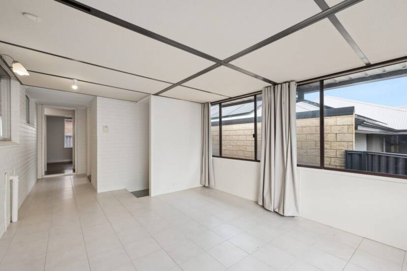 5A Lennox Road, THORNLIE, WA 6108 AUS