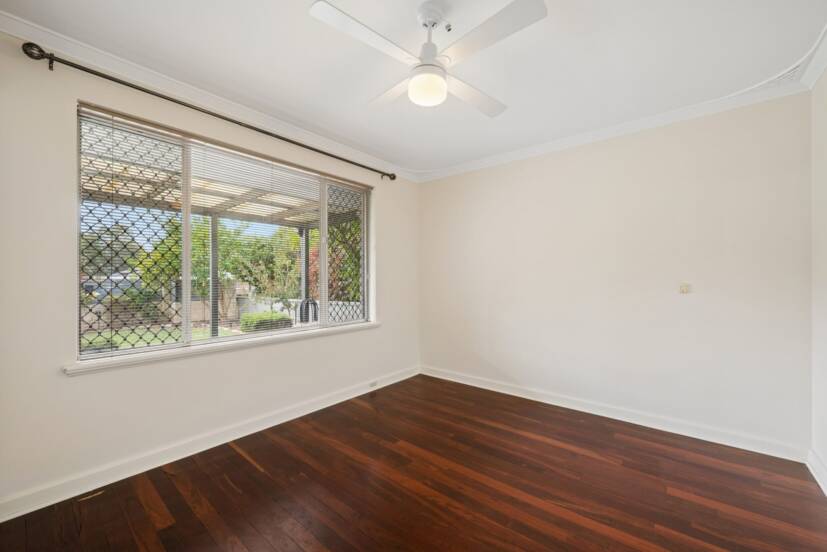 5A Lennox Road, THORNLIE, WA 6108 AUS