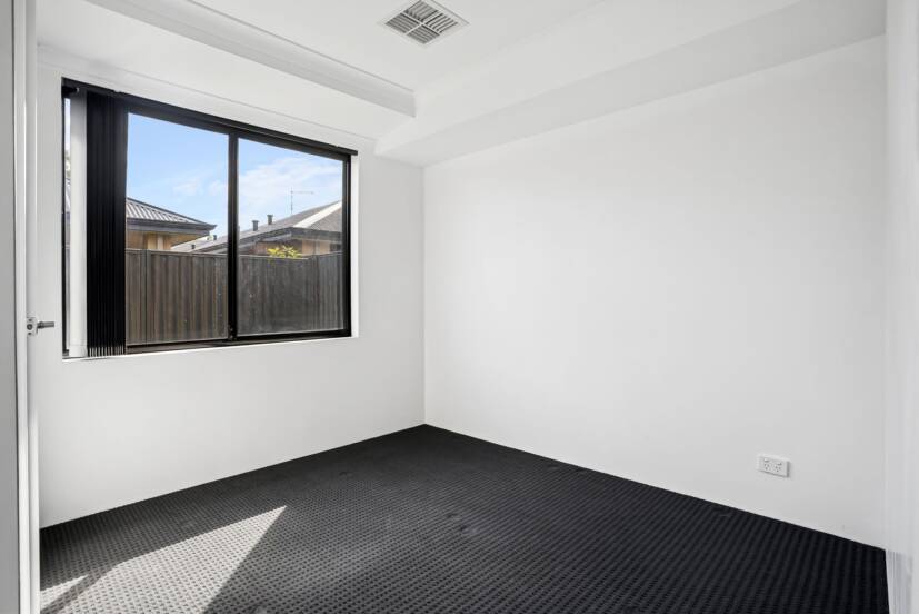 1 Bylong Street, WELLARD, WA 6170 AUS