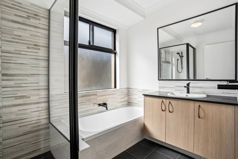 1 Bylong Street, WELLARD, WA 6170 AUS