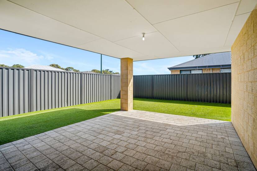 1 Bylong Street, WELLARD, WA 6170 AUS