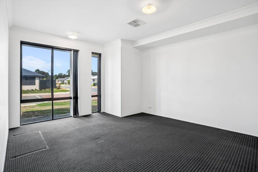 1 Bylong Street, WELLARD, WA 6170 AUS