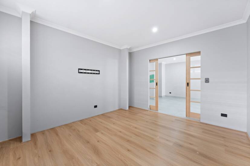 22 Drafthorse Approach, FORRESTDALE, WA 6112 AUS