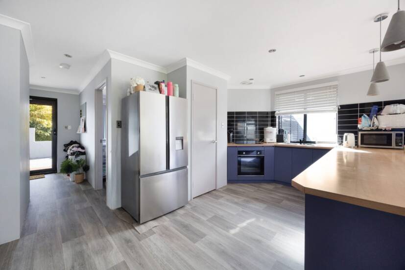 17 Benbecula Loop, PORT KENNEDY, WA 6172 AUS