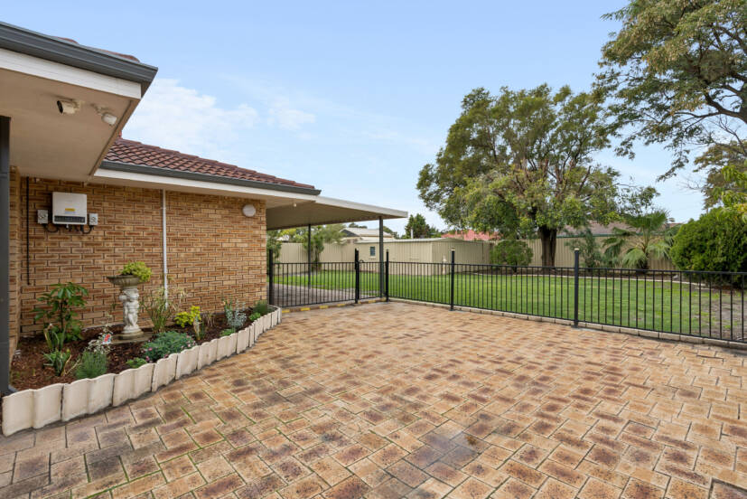 34 Shamrock Way, HUNTINGDALE, WA 6110 AUS