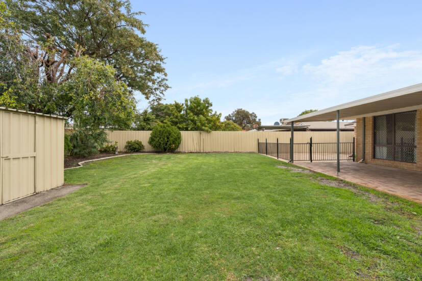 34 Shamrock Way, HUNTINGDALE, WA 6110 AUS