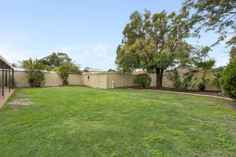 34 Shamrock Way, HUNTINGDALE, WA 6110 AUS