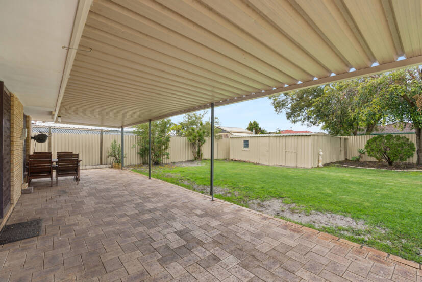 34 Shamrock Way, HUNTINGDALE, WA 6110 AUS