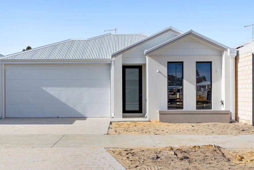 47 Gumblossom Avenue, PIARA WATERS, WA 6112 AUS