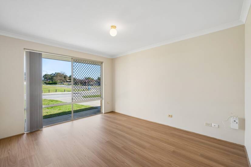 1 Limbee Glade, HUNTINGDALE, WA 6110 AUS