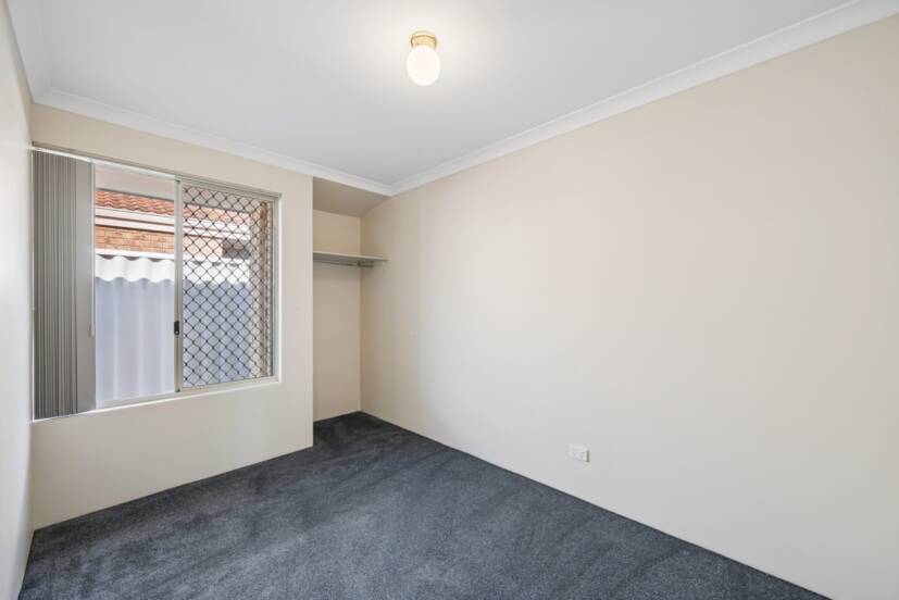1 Limbee Glade, HUNTINGDALE, WA 6110 AUS