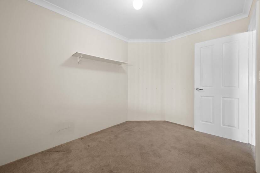 4/10 Elanora Drive, COOLOONGUP, WA 6168 AUS