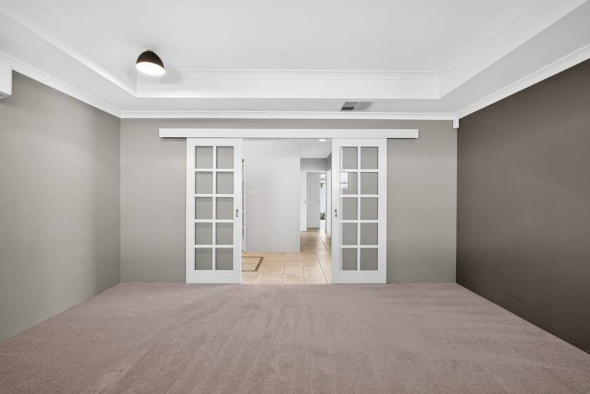 12 Verde Road, SOUTHERN RIVER, WA 6110 AUS