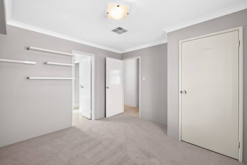 12 Verde Road, SOUTHERN RIVER, WA 6110 AUS