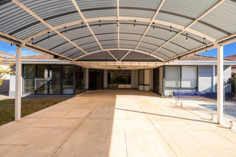 12 Verde Road, SOUTHERN RIVER, WA 6110 AUS