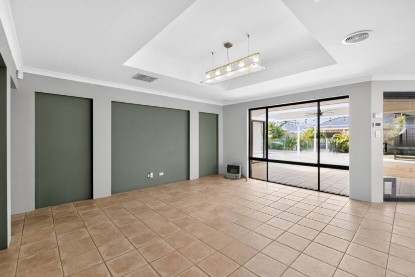 12 Verde Road, SOUTHERN RIVER, WA 6110 AUS