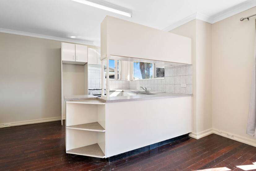 86 Jubilee Street, BECKENHAM, WA 6107 AUS