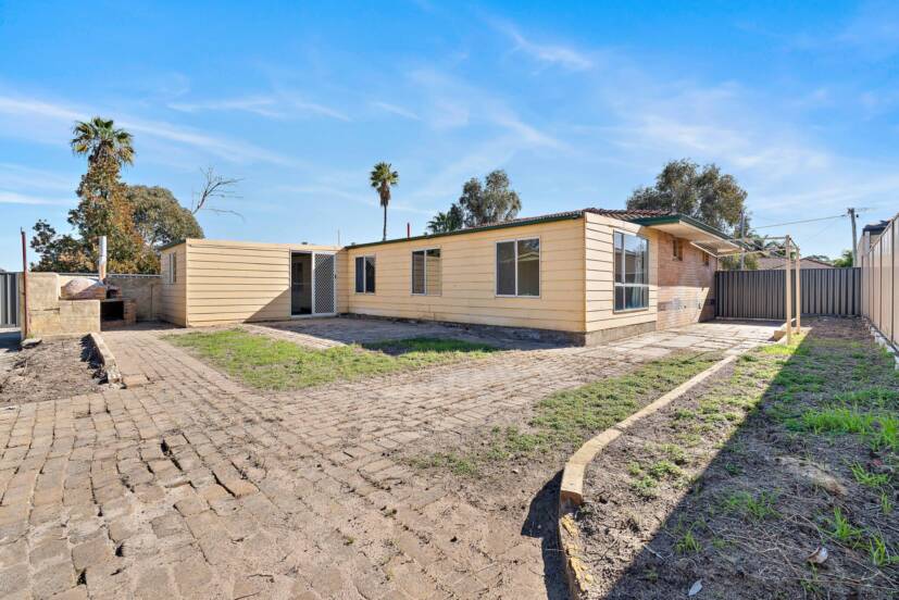 86 Jubilee Street, BECKENHAM, WA 6107 AUS