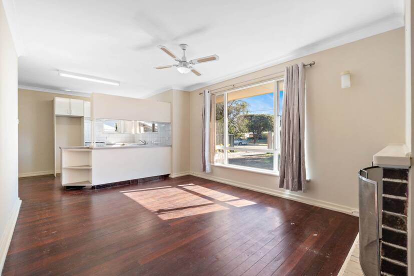 86 Jubilee Street, BECKENHAM, WA 6107 AUS