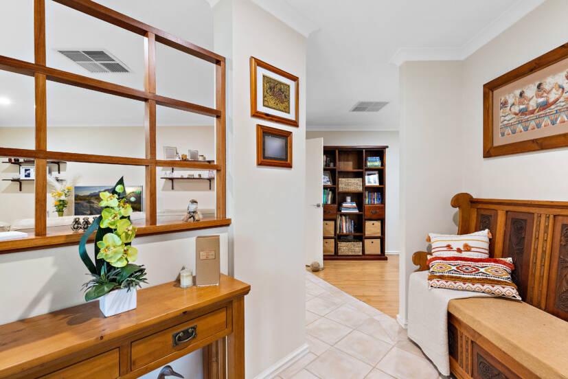 1 Blakemore Retreat, HUNTINGDALE, WA 6110 AUS