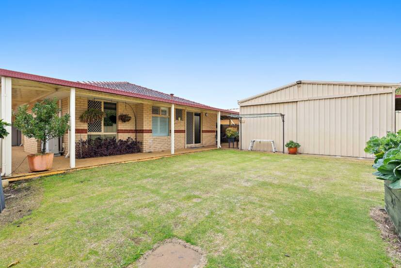 1 Blakemore Retreat, HUNTINGDALE, WA 6110 AUS