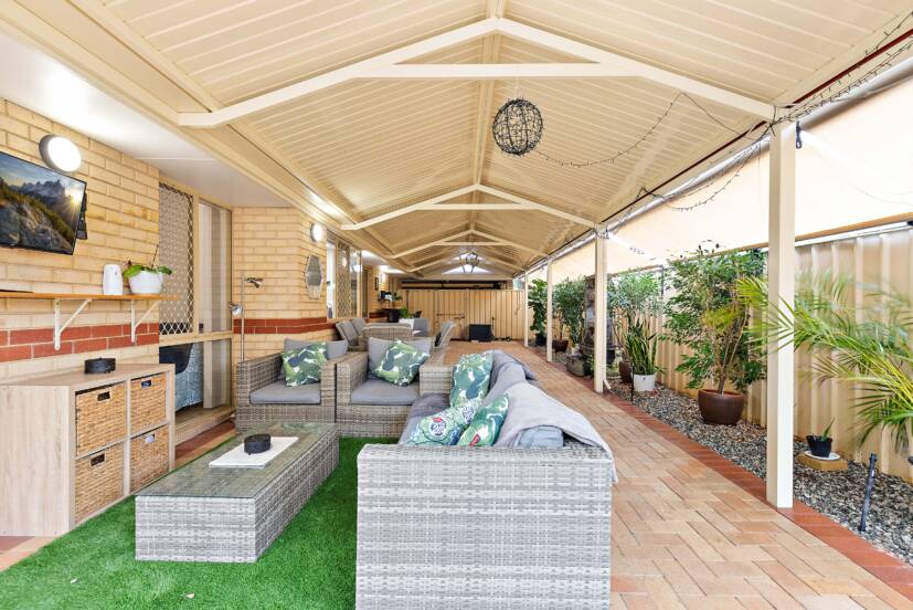1 Blakemore Retreat, HUNTINGDALE, WA 6110 AUS
