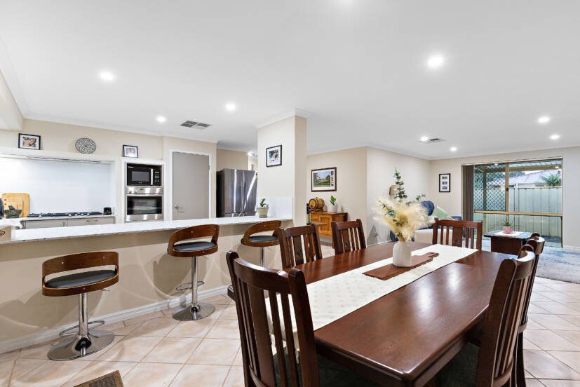 1 Blakemore Retreat, HUNTINGDALE, WA 6110 AUS