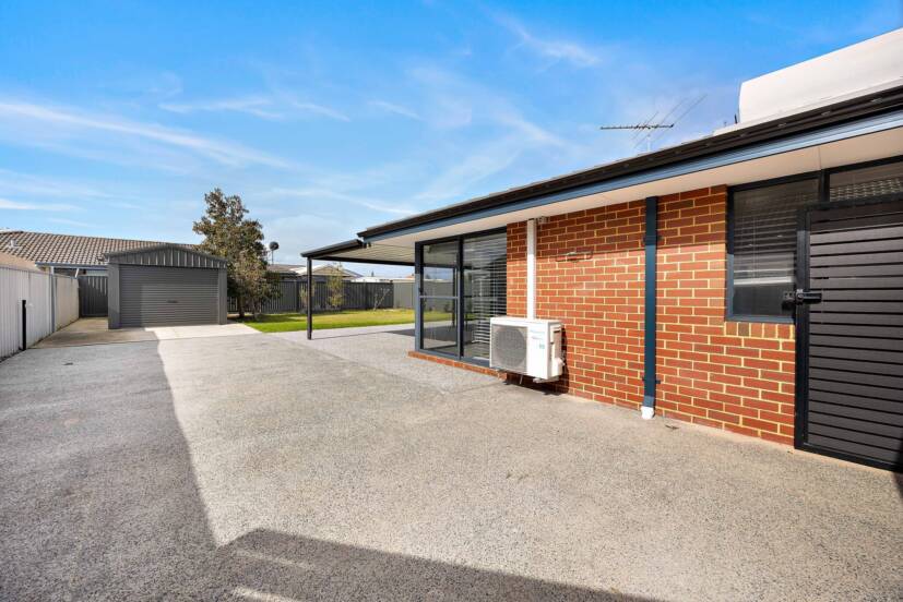 17 Benbecula Loop, PORT KENNEDY, WA 6172 AUS